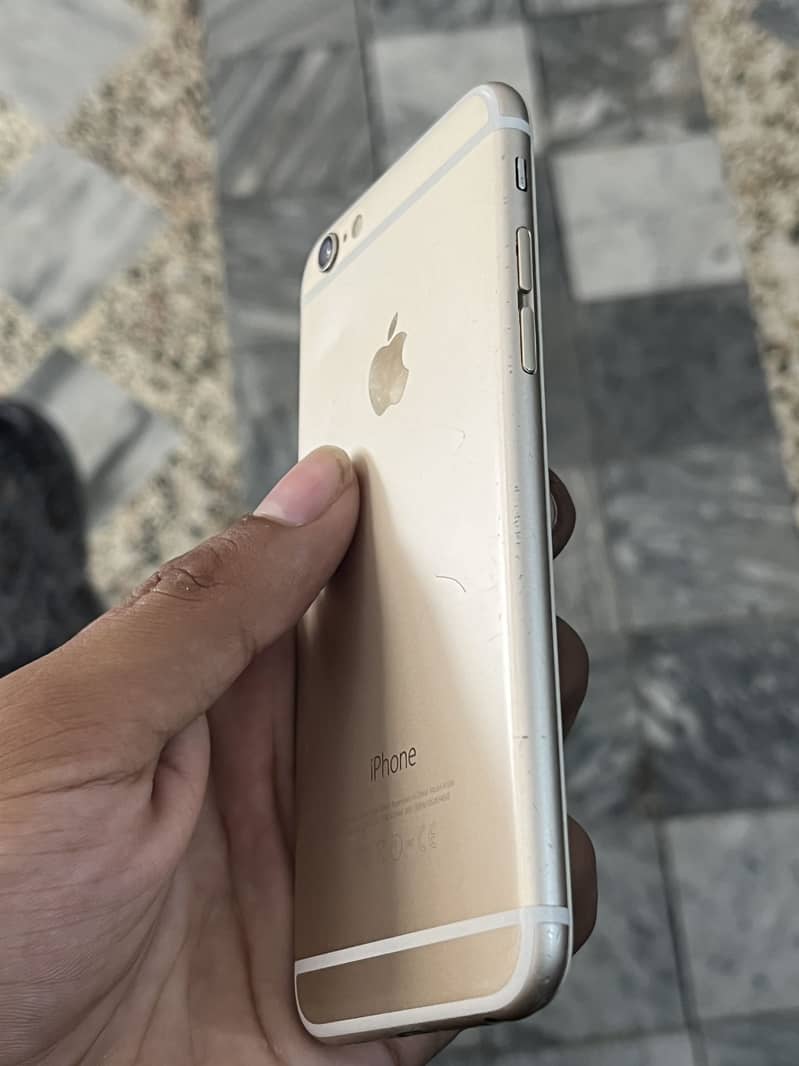 Apple iPhone 6 2