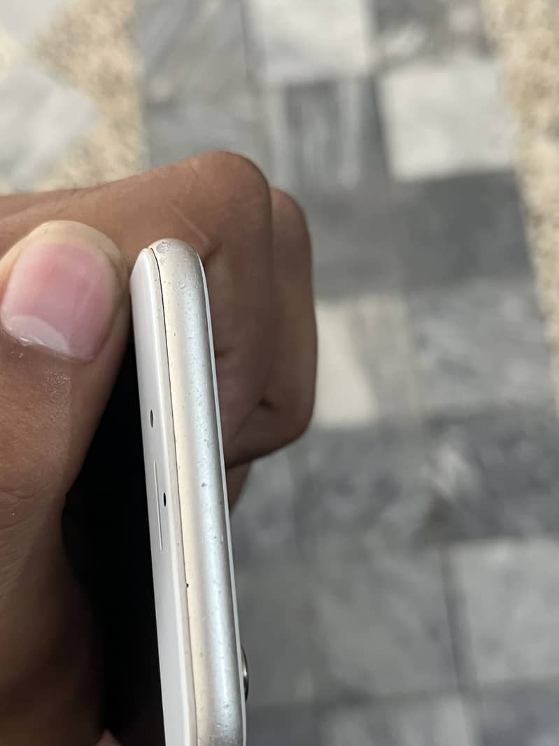 Apple iPhone 6 5