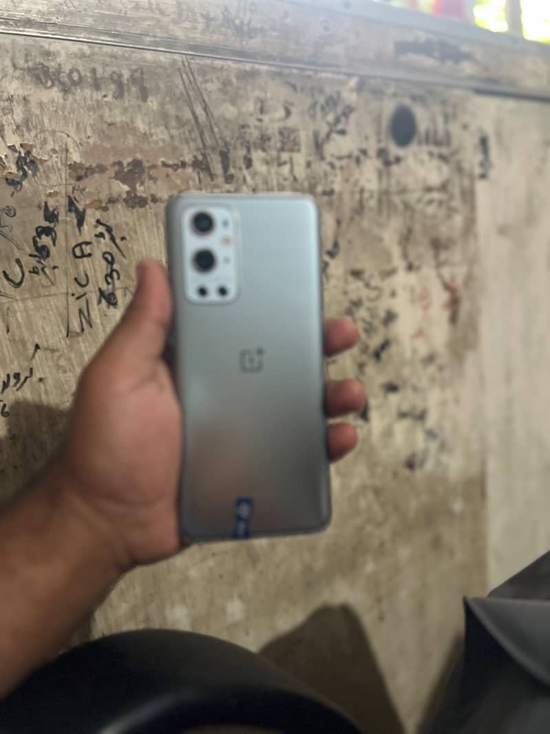 One Plus 9 Pro 0