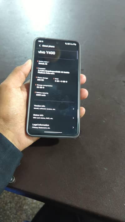 Vivo Y400 8/256 with box and charger