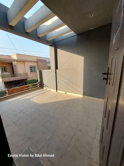 0321 86 10 688 Beautiful 5Marla with 4bedrooms available for Rent in alnoor Garden