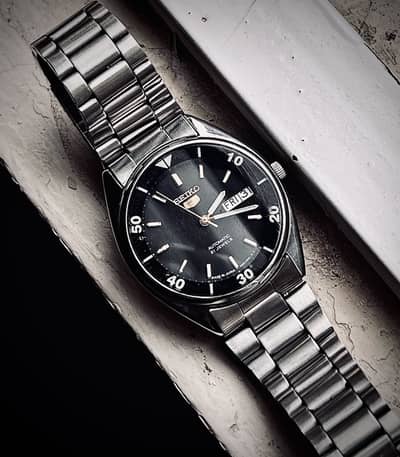 Vintage Seiko 5 railway automatic up for sale