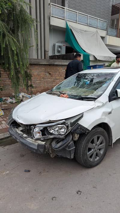 Toyota Altis Grande 2016
