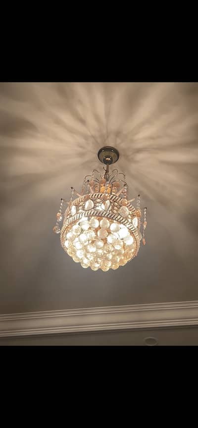 Wall fancy lights and shendelier