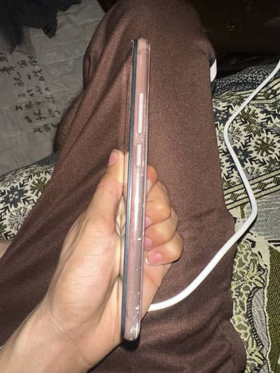 Vivo Y17