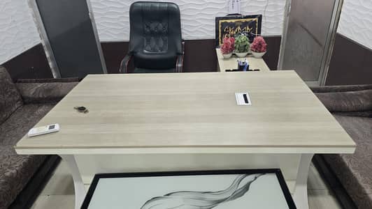 office tabls