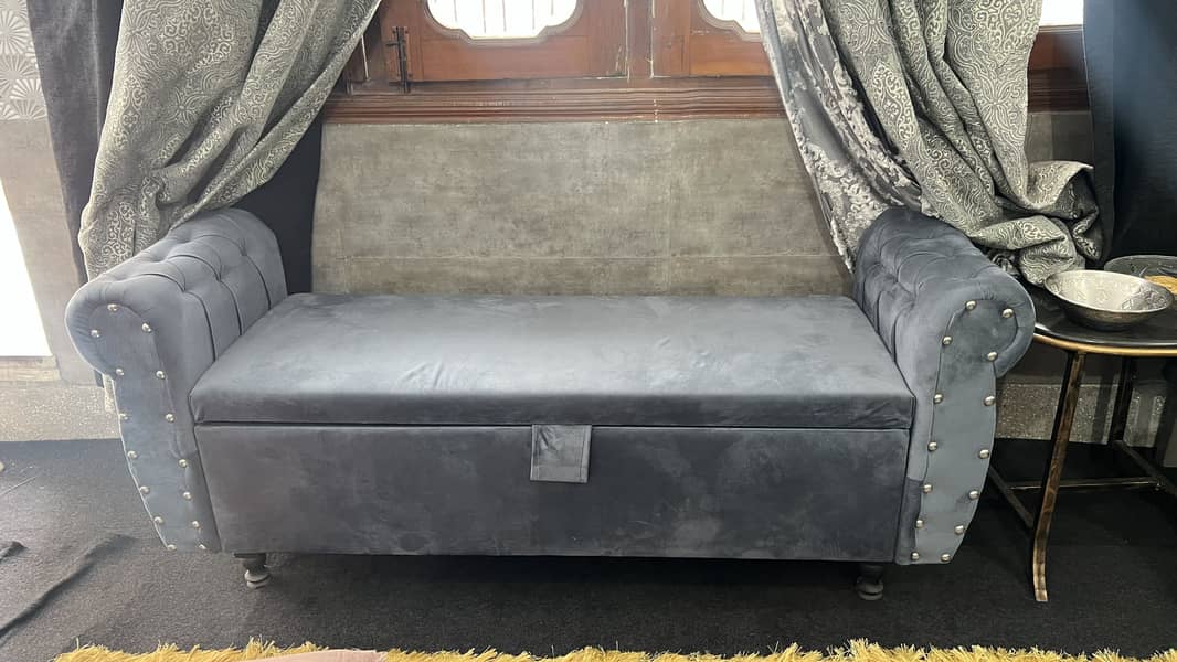 2 seater sofa 0