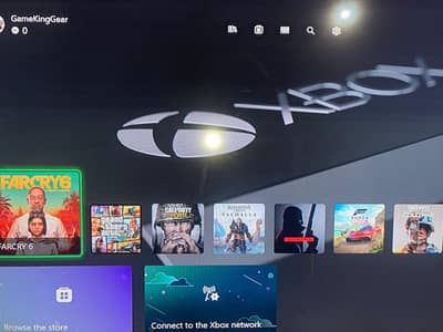 urgent sale Xbox one fat 1 TB with 11 games free