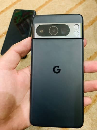 Google Pixel 8 Pro