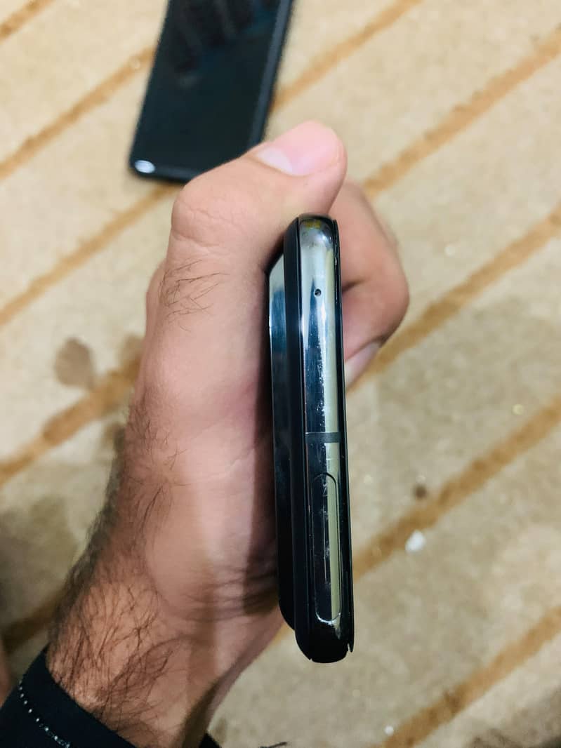 Google Pixel 8 Pro 3