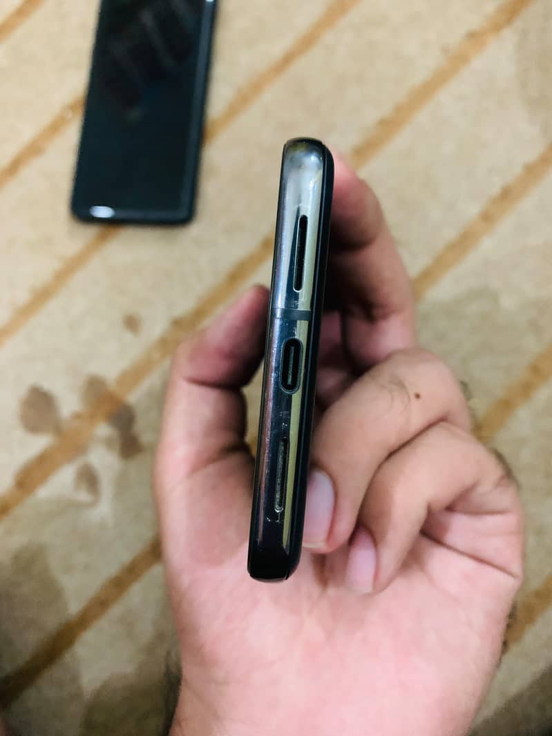 Google Pixel 8 Pro 6