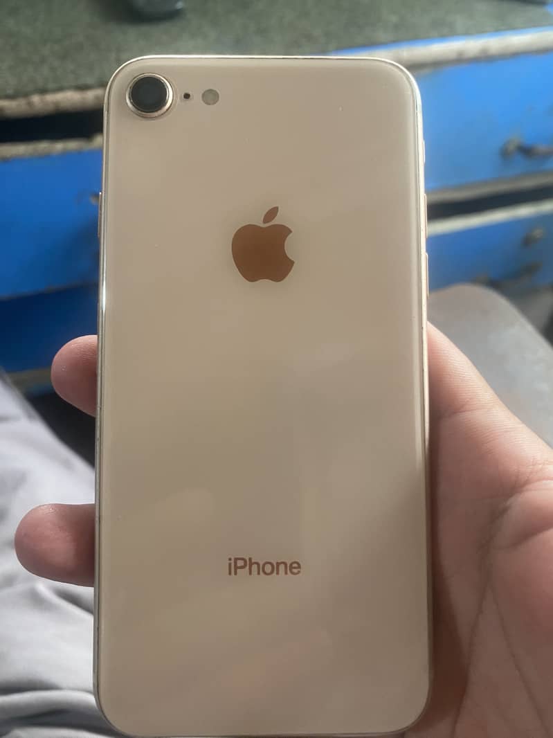 Apple iPhone 8 3