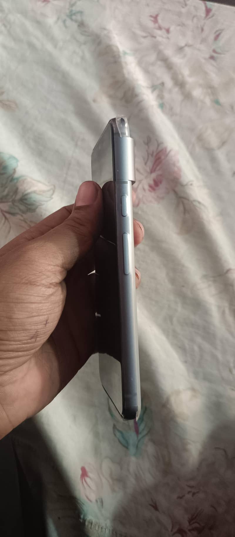 Google Pixel 8 2