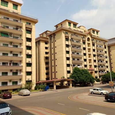 3 Beds Brand New 11 Marla Ideal Location Apartment For Rent In Sector B Askari 11 Lahore.