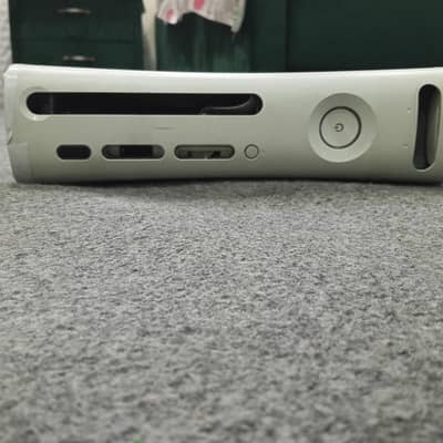Xbox 360 | 145GB | 2 Controllers | Games Installed