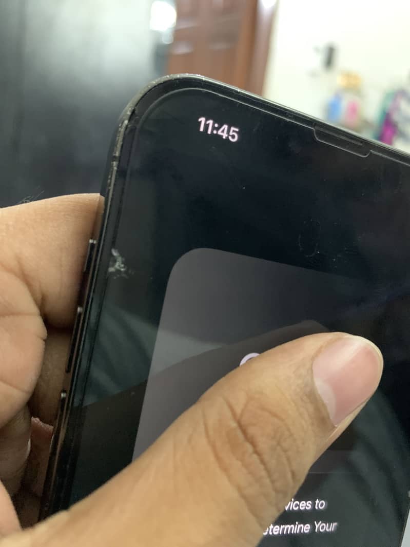 Apple iPhone 13 Pro Max 4