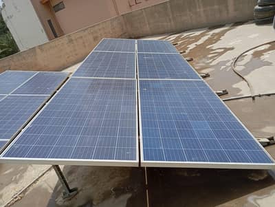 14 Pcs M-Wer Solar Panels in Excellent Condition
