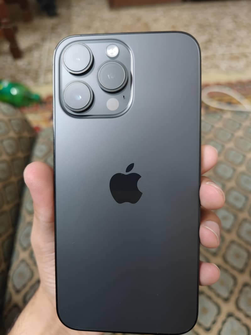 Apple IPhone 14 Pro Max 1