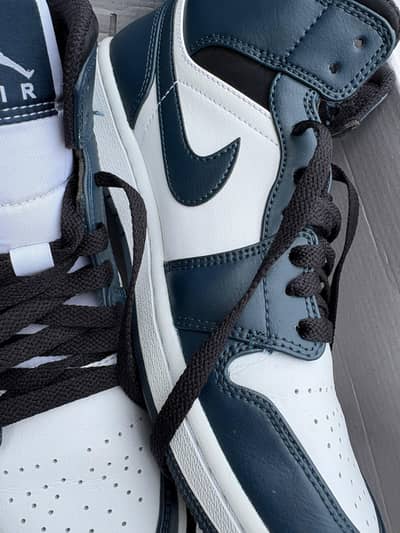 Nike Air Jordan 1 Mid