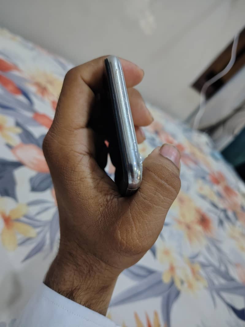 Apple iPhone X 2