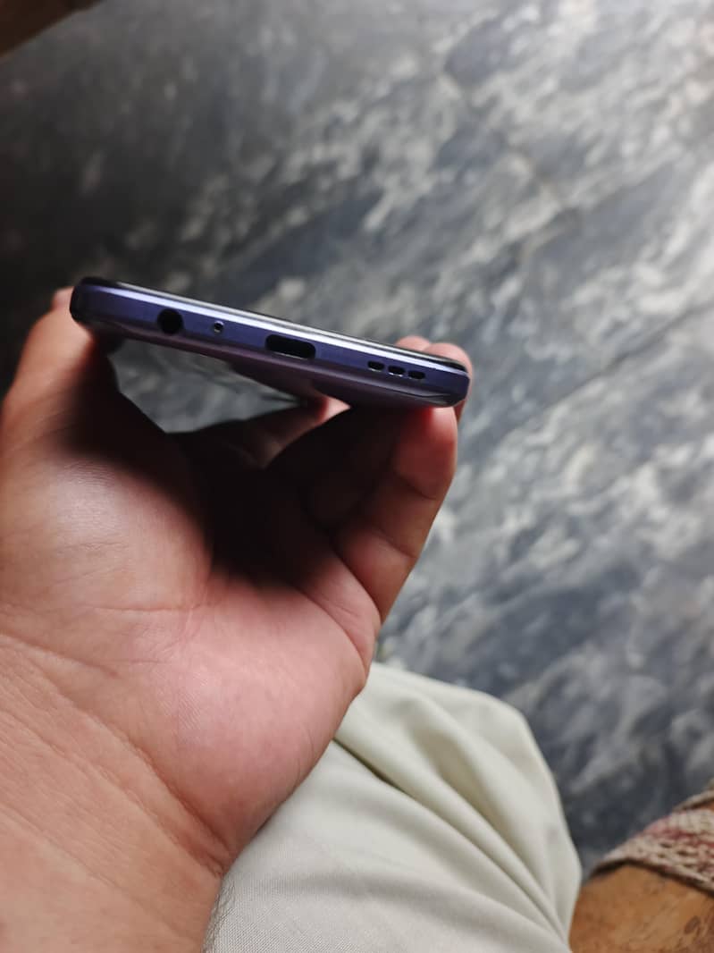 Tecno Camon 18T 4