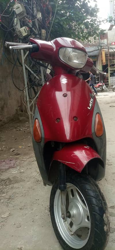Suzuki scooty