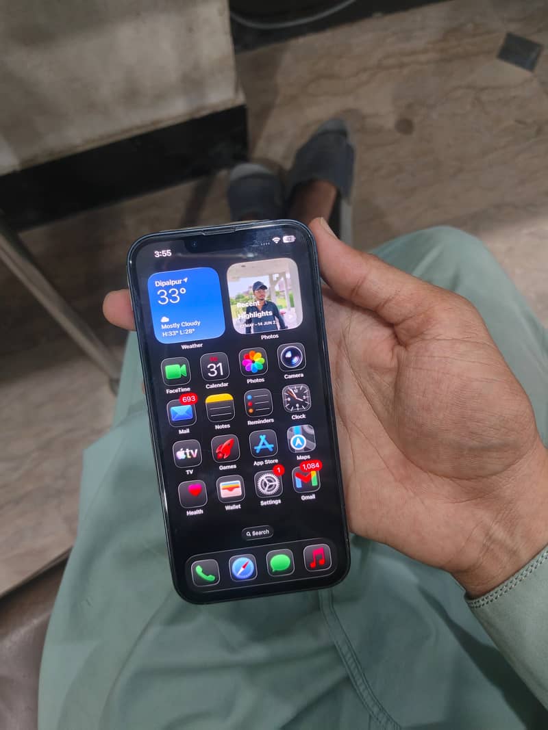 Apple iPhone 13 3