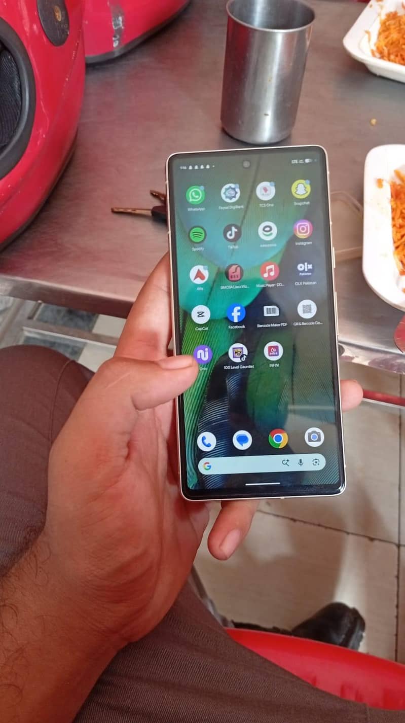 Google Pixel 7 5