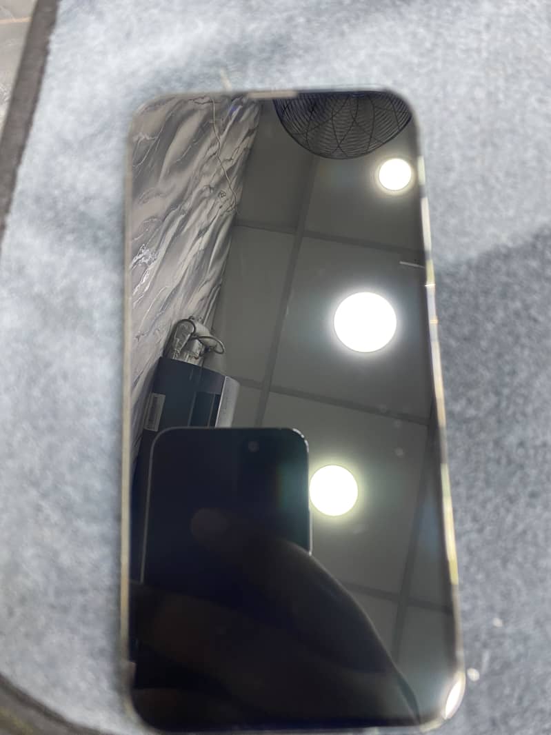 Apple iPhone 13 Pro 3