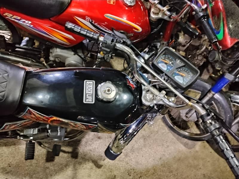 125 7 model 10/10 condition 3