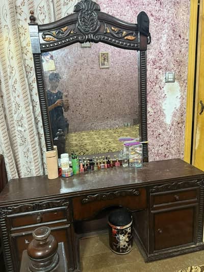 Wooden Dressing Table For Sale. . .