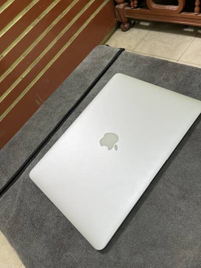 Macbook Air 2011 | windows | 4/128GB
