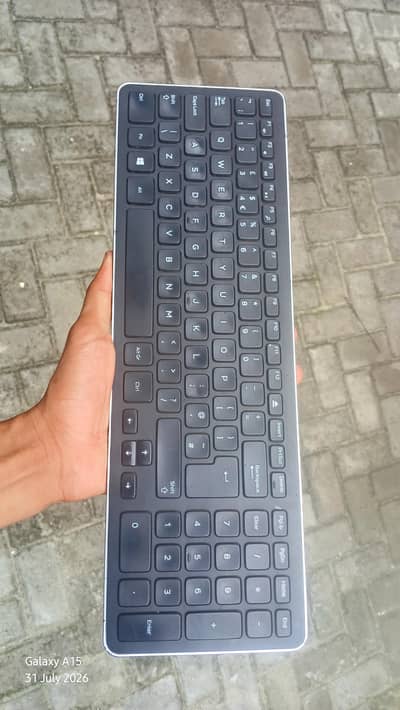 DELL  wired+wireless  keyboards + mouse