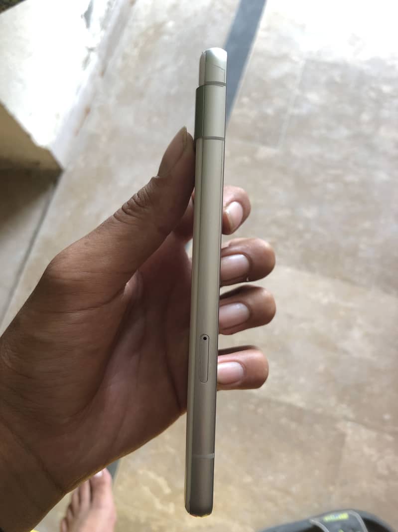 Google Pixel 7a 3