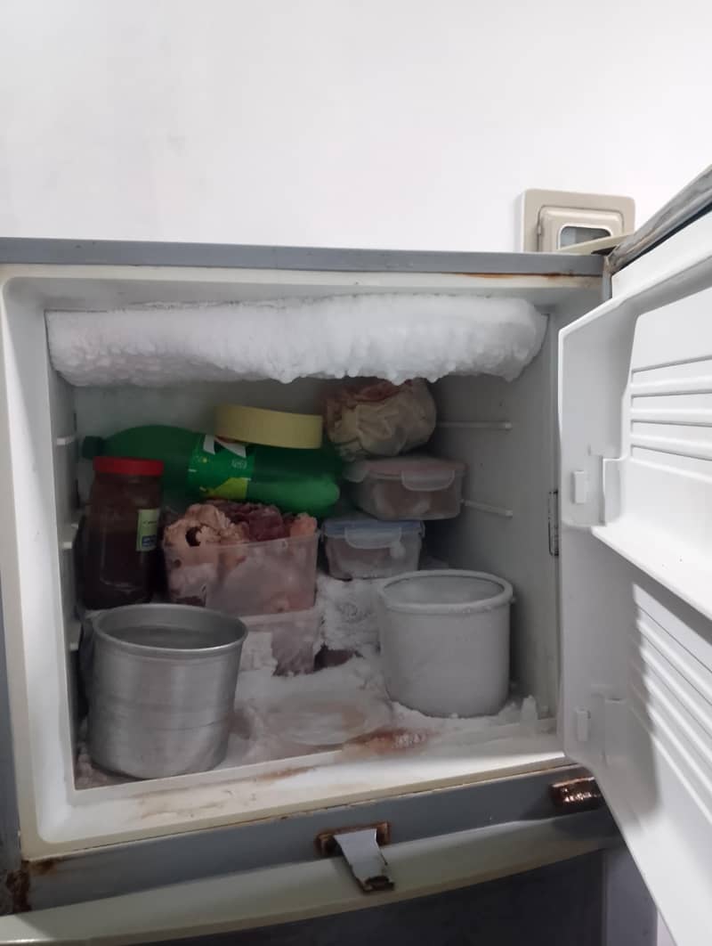 FRIDGE DAWLANCE 2