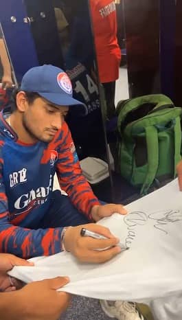 Original Pakistan Cricket Team Signed T-Shirt | Babar Azam Autograph