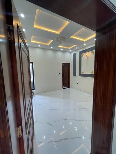 5 MARLA BRAND NEW 1ST ENTRY GROUND FLOOR PORTION AVAILABLE FOR RENT IN EDEN BOULEVARD