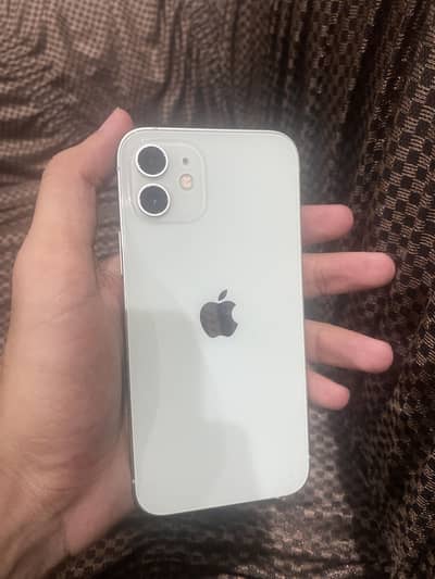 Apple iPhone 12