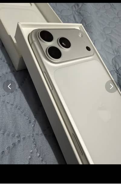 Apple iPhone 17 Pro Max (7 days used)