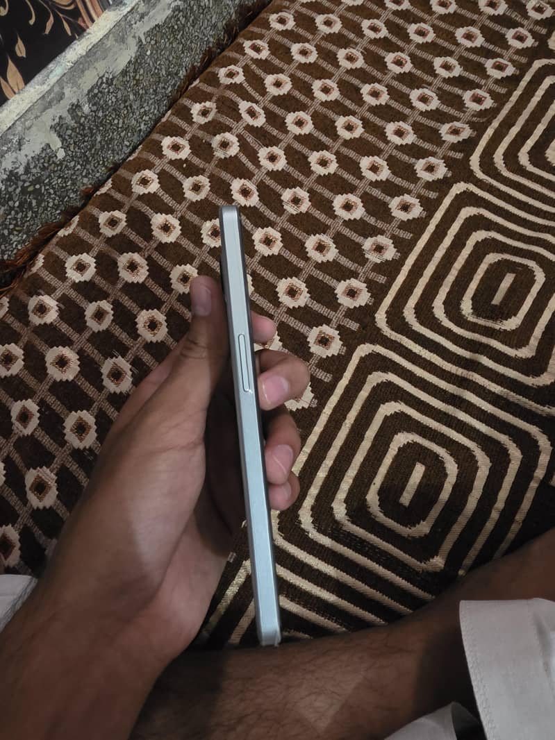 One Plus Ace 2 5G 3