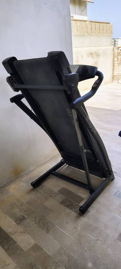 trreadmill for sell qasimabad