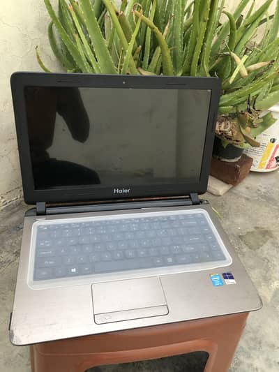Haier 7G-5H Core i3