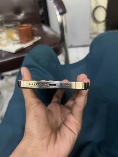 Iphone 12 Pro max jv 128gb Exchange possible