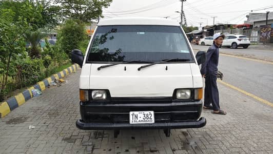mitsubishi l300 van very good condition