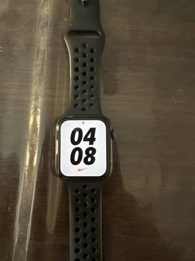 Apple Watch Series 5 | Like New  | Nike Edition | 44mm | Urgent