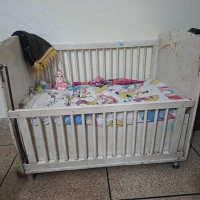 baby coat, bed