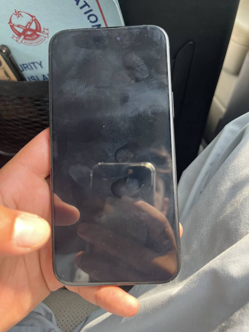 Apple iPhone 15 plus 4