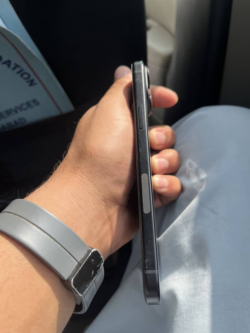 Apple iPhone 15 plus 7