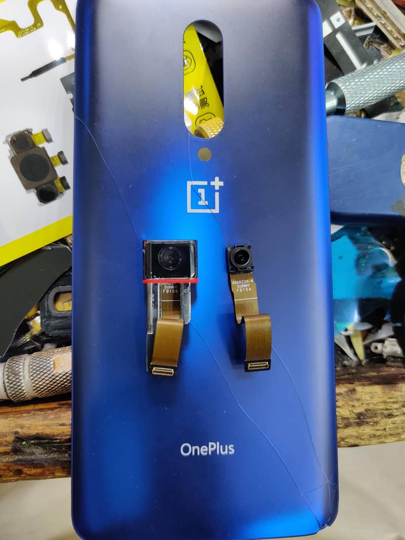 One Plus 7 Pro front camera 0
