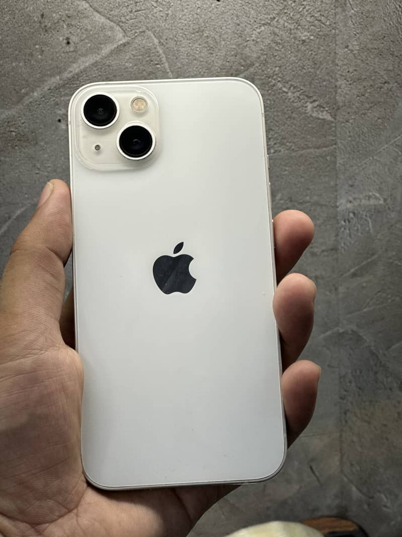 Apple iPhone 13 1